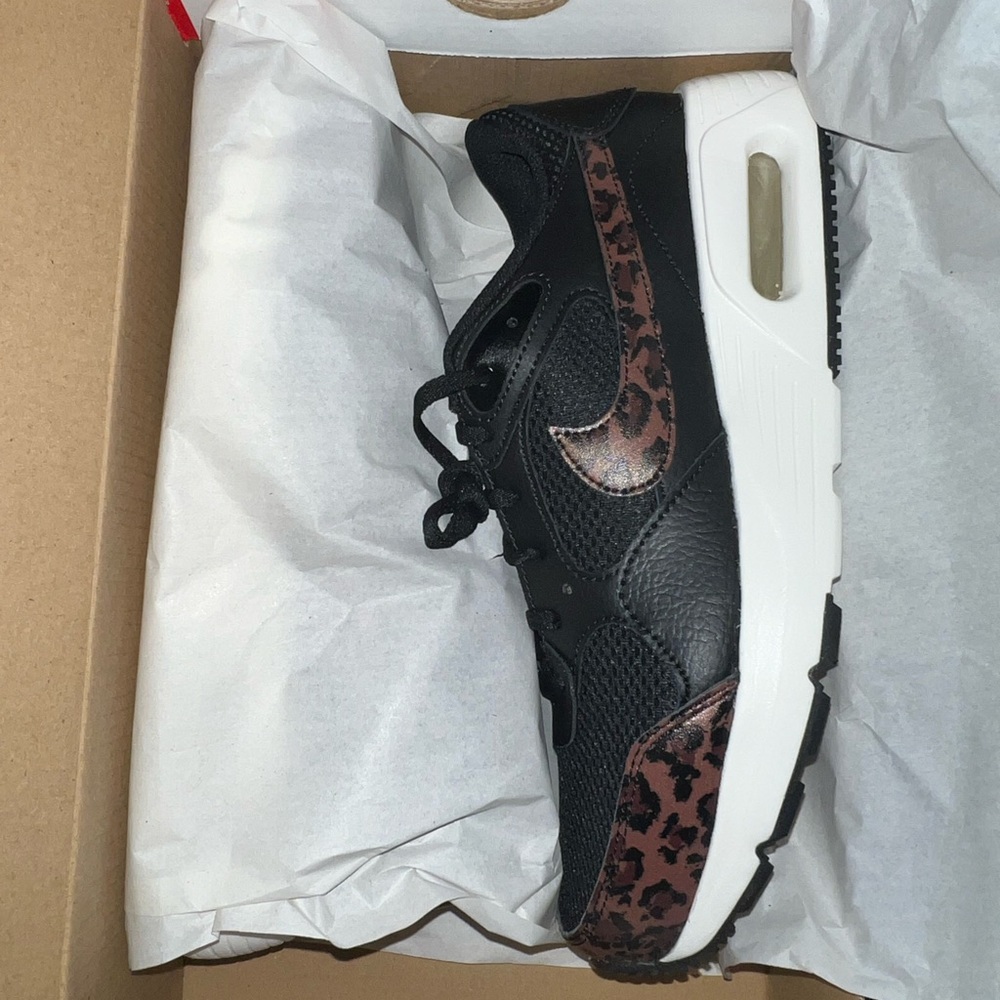 Nike Women’s Cheetah Air Max